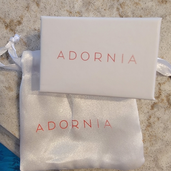 NIB Hoop Earrings Adornia - Picture 3 of 13